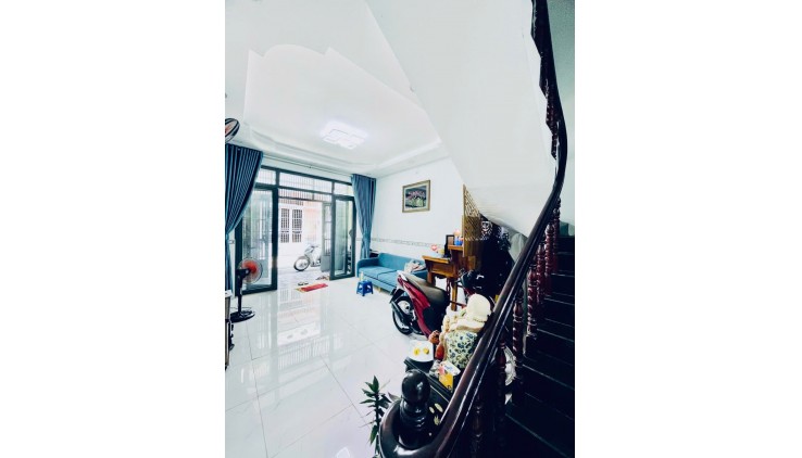 Bán nhà Nguyễn Cửu Vân, P.17 ,HXH , 79m2,3 tầng, 5x15m, không QH